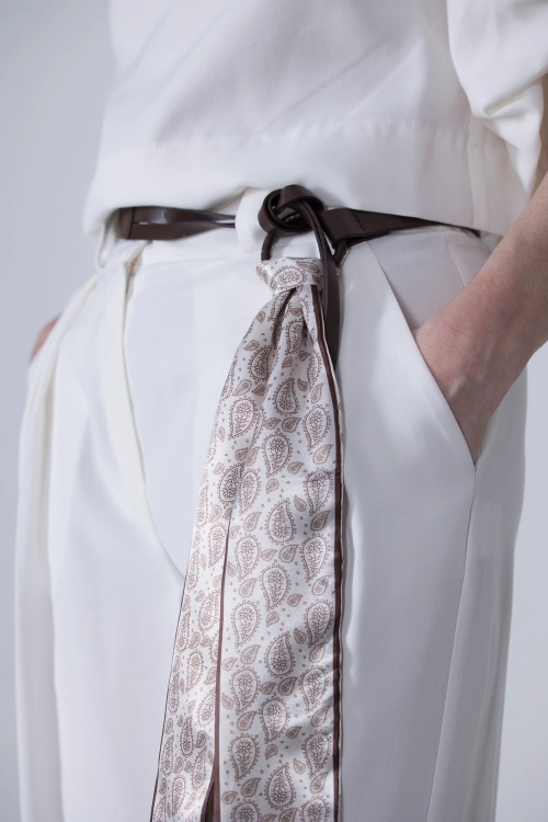 spodnie-wide-leg-2.webp