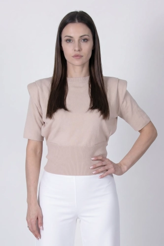sweter-beige.webp