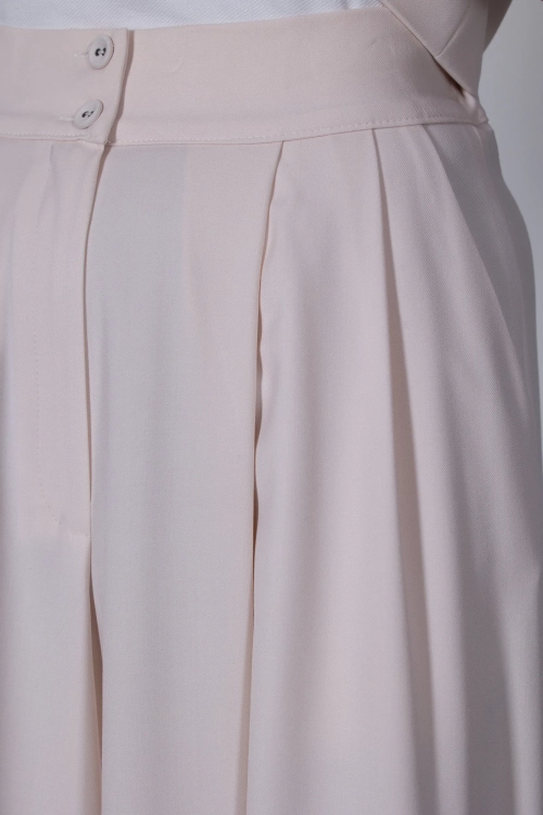 spodnie-damskie-beige-3.webp