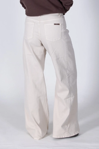jeans-ecru-2.webp