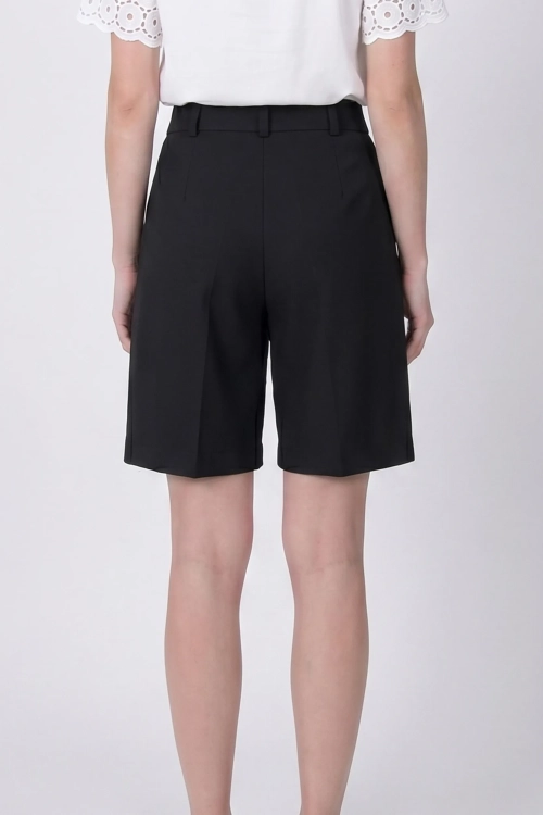 bermudy-damskie-black-2.webp